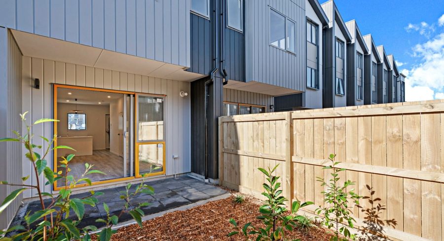  at 25 Tokarewa Close, Mount Wellington, Auckland City, Auckland
