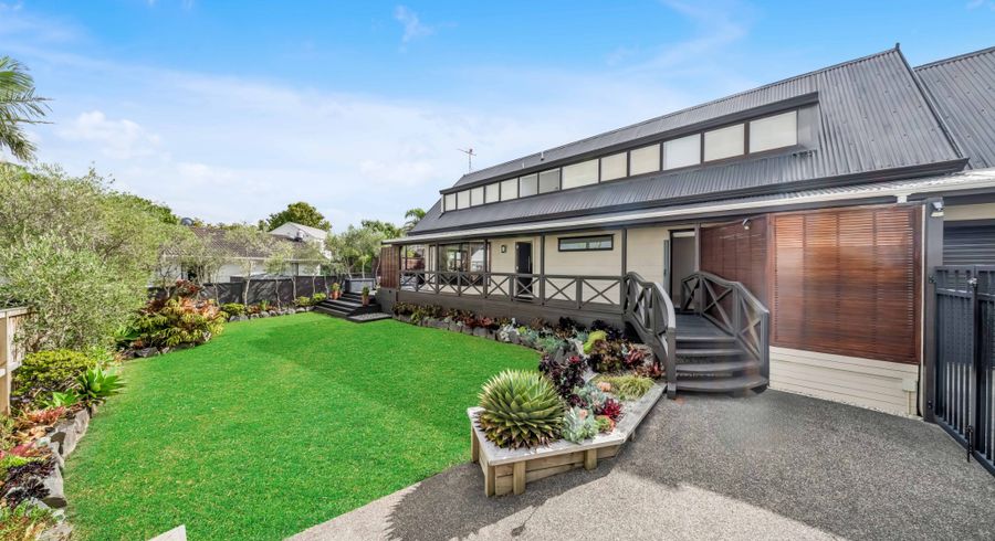  at 11 Marendellas Drive, Bucklands Beach, Manukau City, Auckland