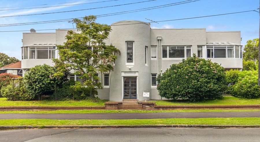  at 4/1 Marau Crescent, Mission Bay, Auckland