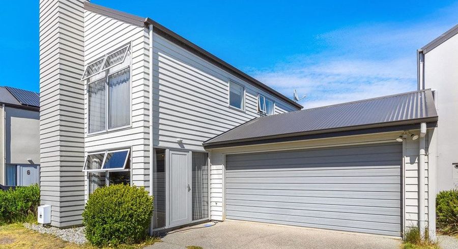  at 4 Onslow  Road, Lake Hayes, Queenstown-Lakes, Otago