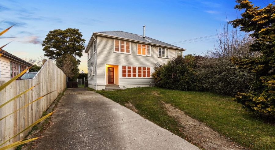  at 14 Newall Avenue, Fendalton, Christchurch City, Canterbury