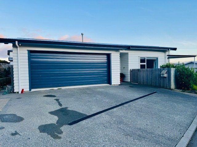 at 8 Antigua Way, Grenada Village, Wellington, Wellington