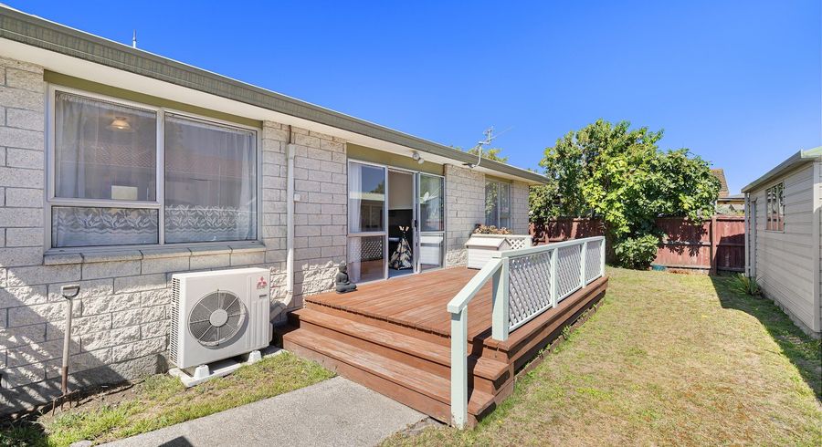 at Flat 2/4 Bromley Road, Bromley, Christchurch City, Canterbury