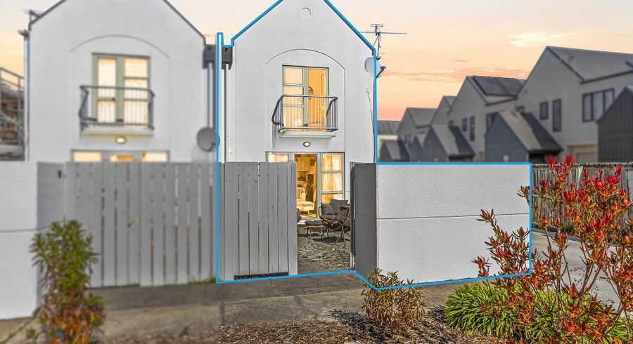  at 2/30 Melrose Street, City Centre, Christchurch City, Canterbury