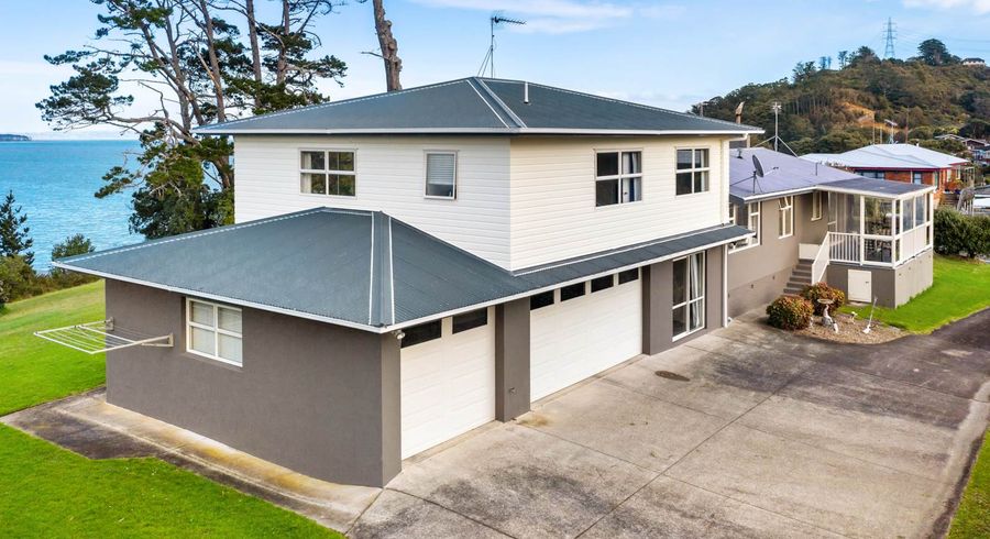  at 3 Frederick Street, Hillsborough, Auckland