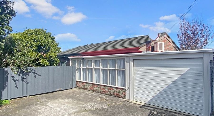  at 4A Alana Place, Mount Wellington, Auckland