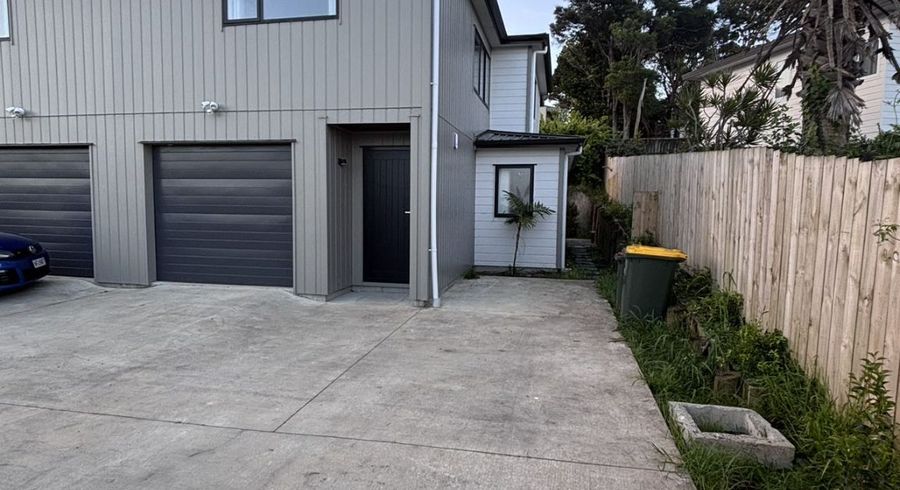  at 26D Athena Drive, Totara Vale, Auckland
