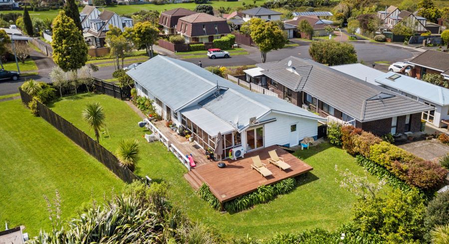  at 17 Curacao Place, Half Moon Bay, Auckland