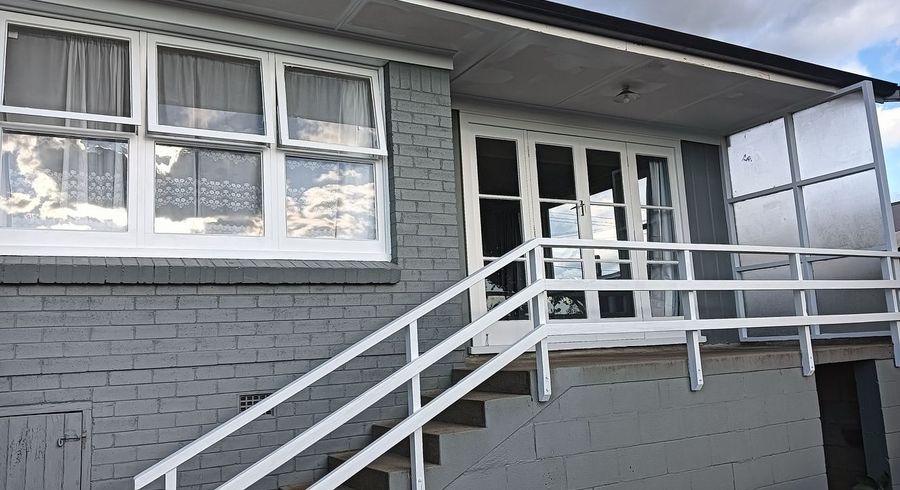  at 98B Forest Lake Road, Forest Lake, Hamilton, Waikato