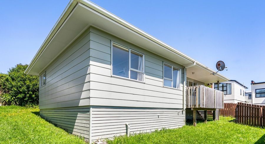  at 8A Corunna Road, Milford, North Shore City, Auckland