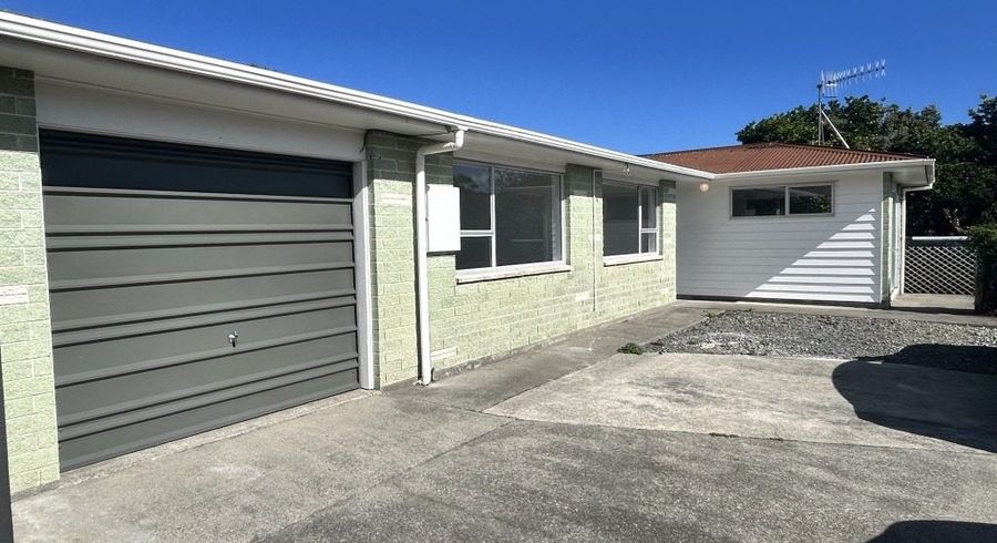  at 16 Nola Avenue, Raumati Beach, Kapiti Coast, Wellington