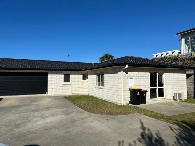  at 27a Utopia Park Heights, Welcome Bay, Tauranga, Bay Of Plenty