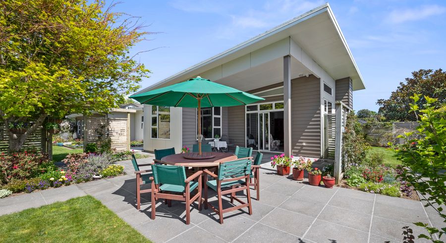  at 10B Long Place, Frankleigh Park, New Plymouth