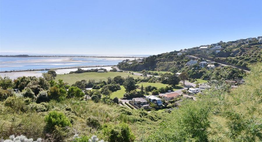  at 20 La Costa Lane, Mount Pleasant, Christchurch City, Canterbury