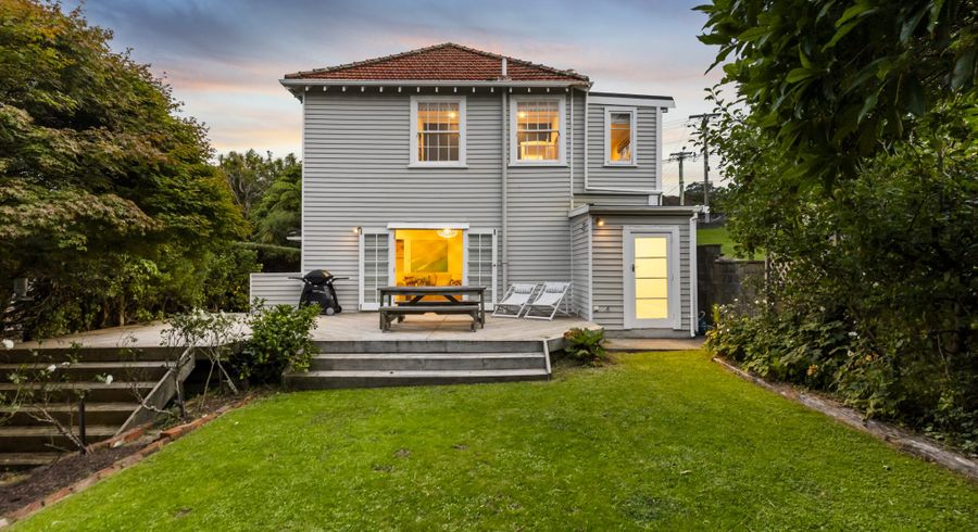  at 112 Karori Road, Karori, Wellington, Wellington