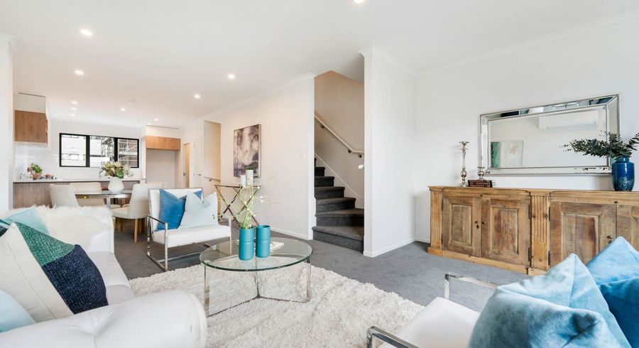  at 27 Henry Maxwell Way, Flat Bush, Manukau City, Auckland