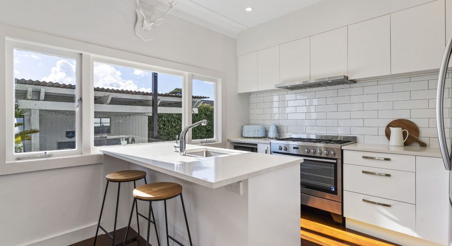  at 7A Worcester Road, Meadowbank, Auckland