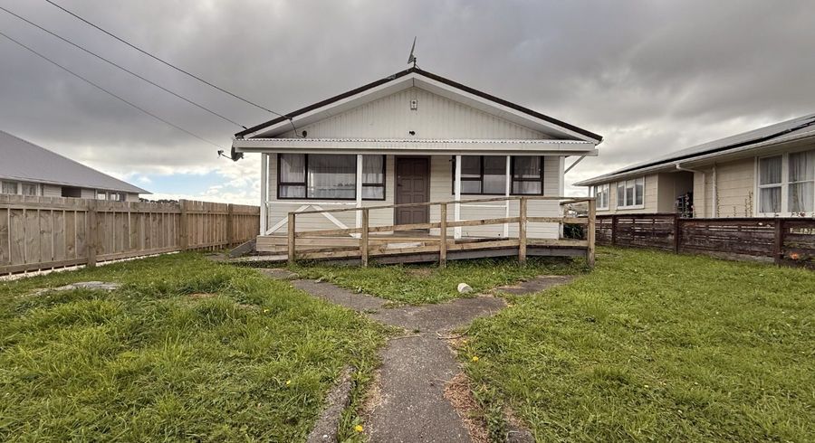  at 10 Somerset Place, Cannons Creek, Porirua, Wellington