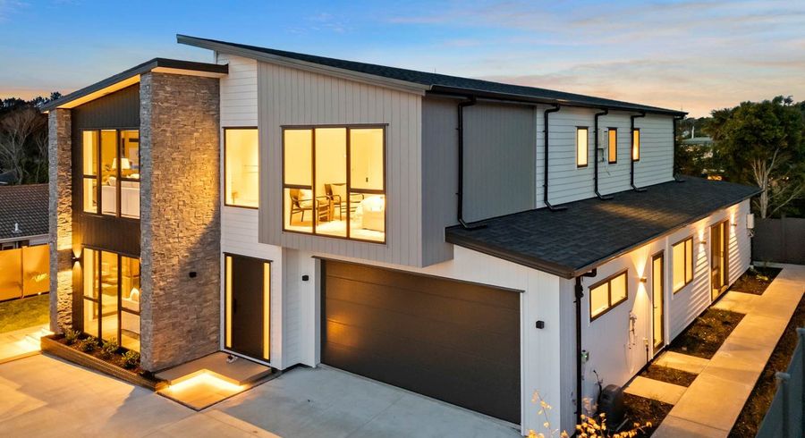  at 19A Cliff View Drive, Green Bay, Waitakere City, Auckland