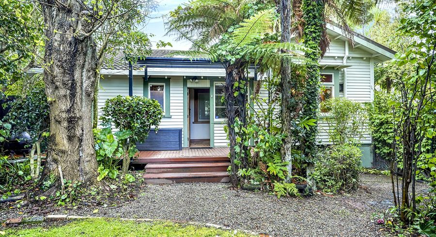  at 24 Myrtle Street, Hamilton East, Hamilton, Waikato