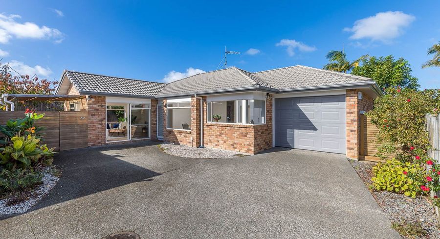  at 32 Dan Tori Place, Orewa, Orewa