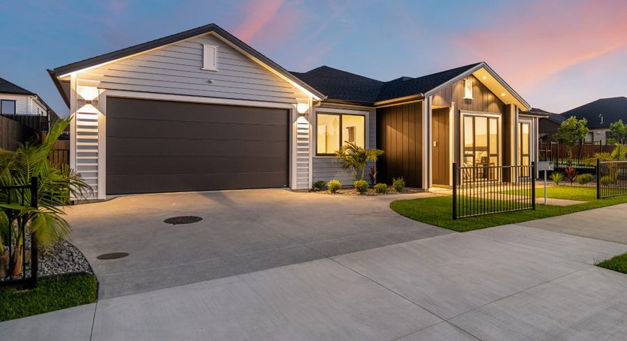  at 389 Te Taruna Drive, Milldale, Rodney, Auckland