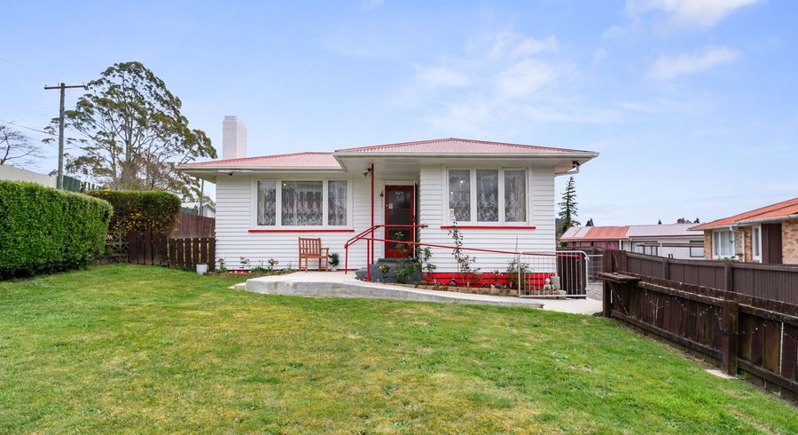  at 82 Meadowbank Crescent, Fordlands, Rotorua, Bay Of Plenty