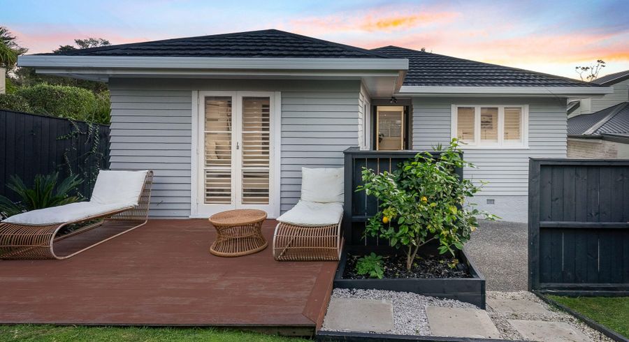  at 206 Beach Road, Campbells Bay, North Shore City, Auckland