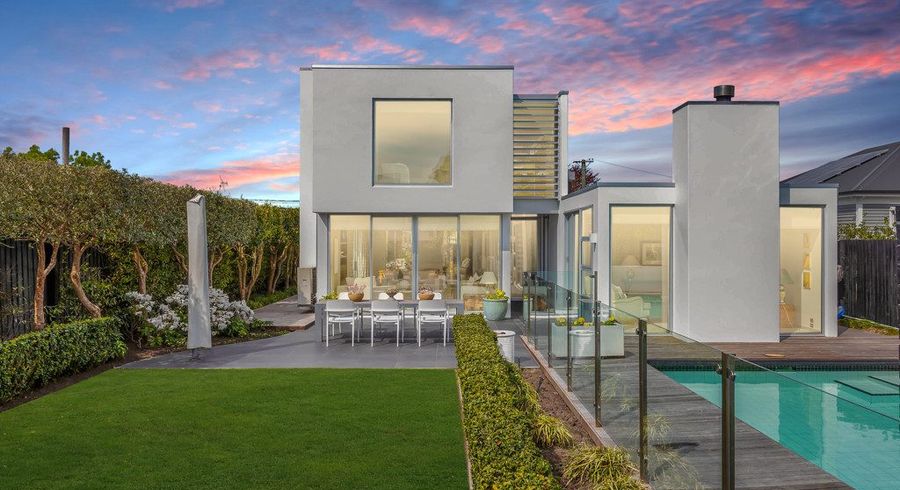  at 9 Poynder Avenue, Merivale, Christchurch City, Canterbury