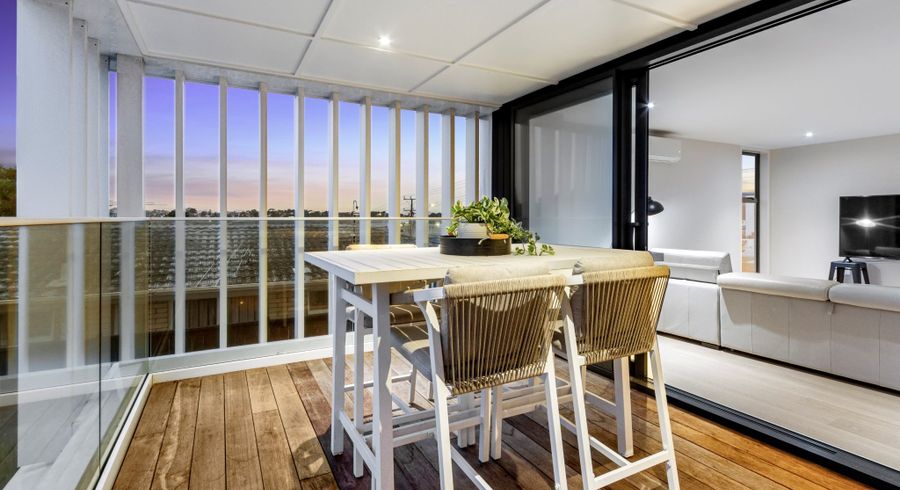  at 174B Archers Road, Glenfield, Auckland