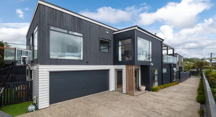  at 61A Castor Bay Road, Castor Bay, North Shore City, Auckland