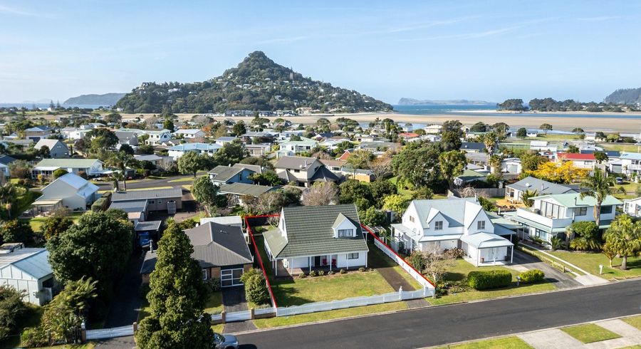  at 8 Kauri Place, Tairua, Tairua