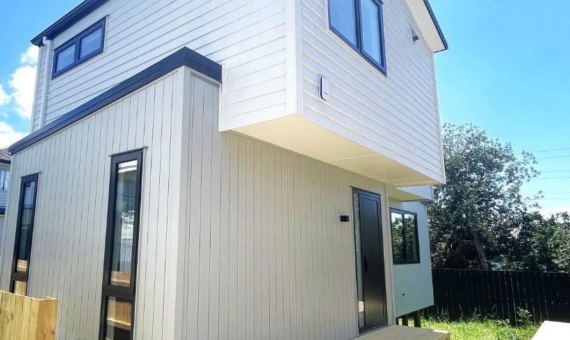  at 54/B Royal View Road, Te Atatu South, Waitakere City, Auckland