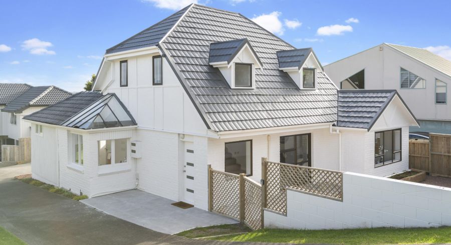  at 226 East Coast Road, Forrest Hill, North Shore City, Auckland