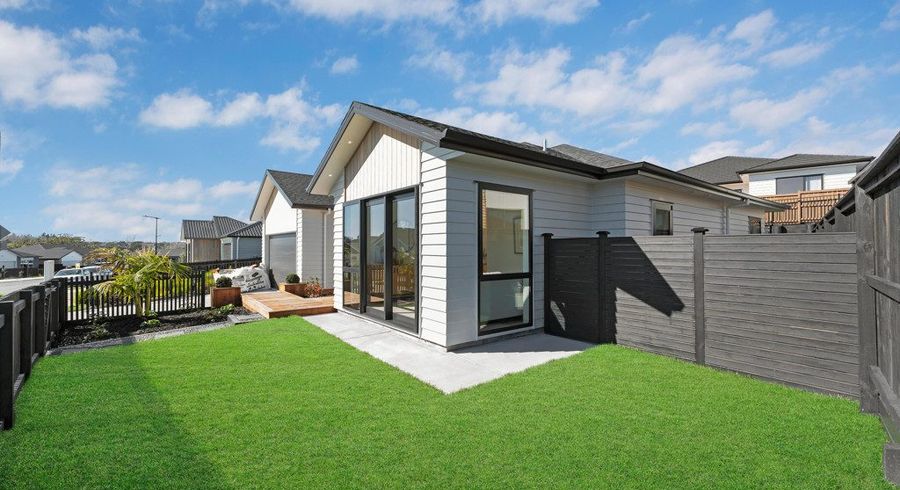  at 50 Tipu Crescent, Milldale, Rodney, Auckland