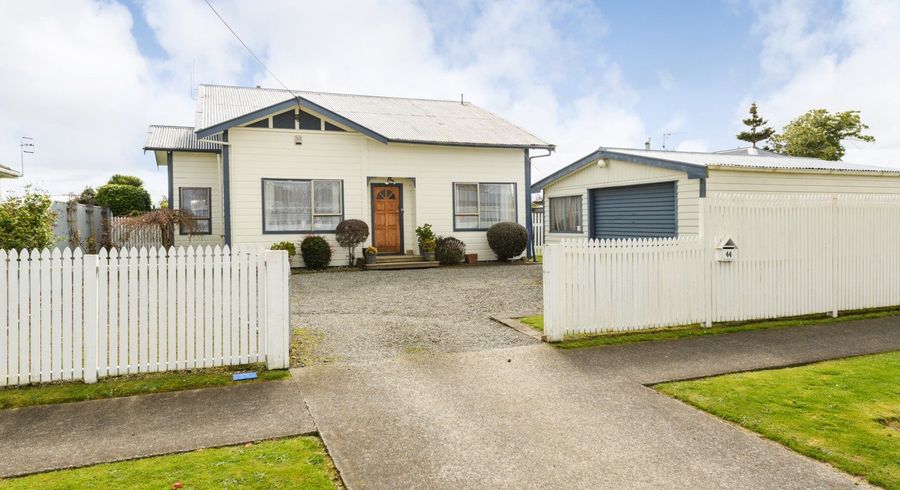  at 44 Monmouth Street, Feilding, Feilding