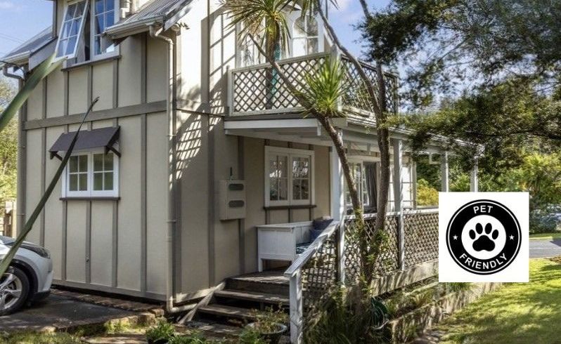  at 264 Beach Road, Campbells Bay, Auckland