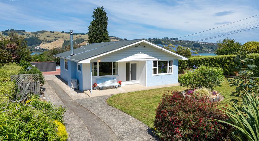  at 9 Athol Place, Ravensbourne, Dunedin