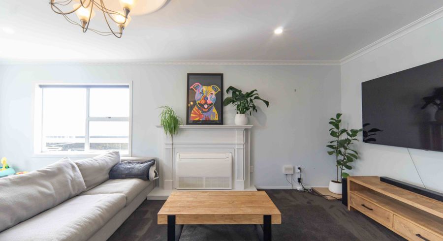  at 12 Resthill Crescent, Glenview, Hamilton
