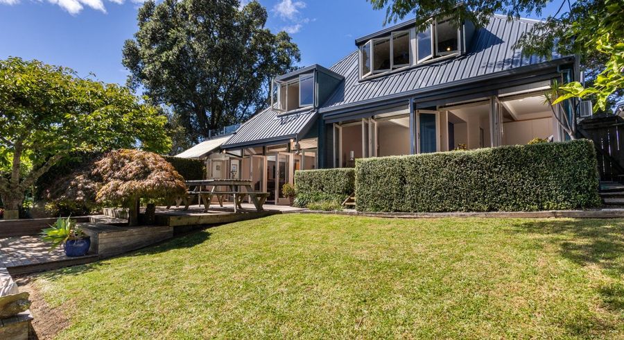  at 6 Learmonth Avenue, Birkenhead, North Shore City, Auckland