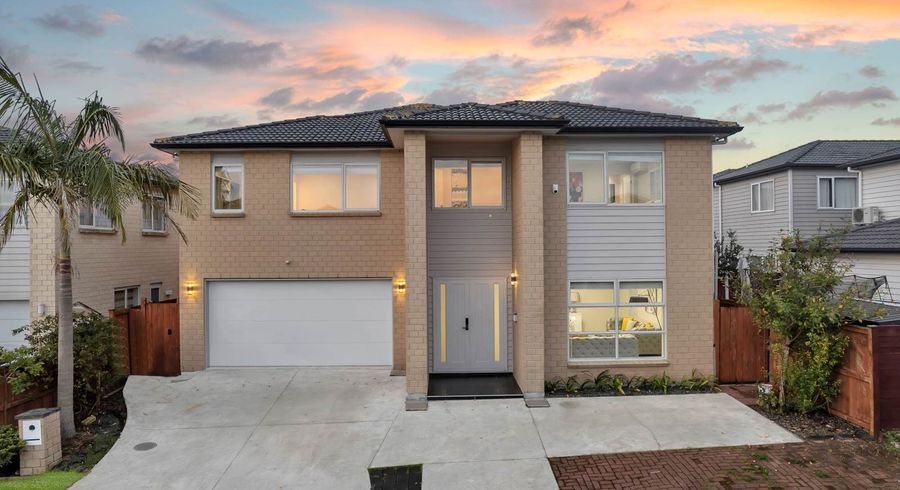  at 18  Kerrykeel Drive, Flat Bush, Manukau City, Auckland