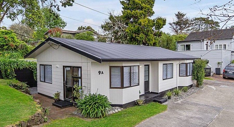 at 9A Pine Avenue, Henderson, Waitakere City, Auckland