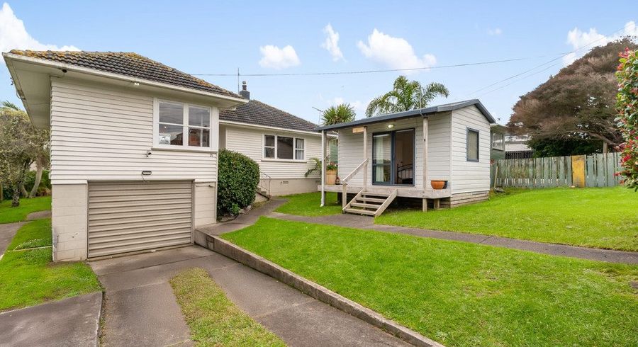  at 25 Kay Drive, Blockhouse Bay, Auckland City, Auckland