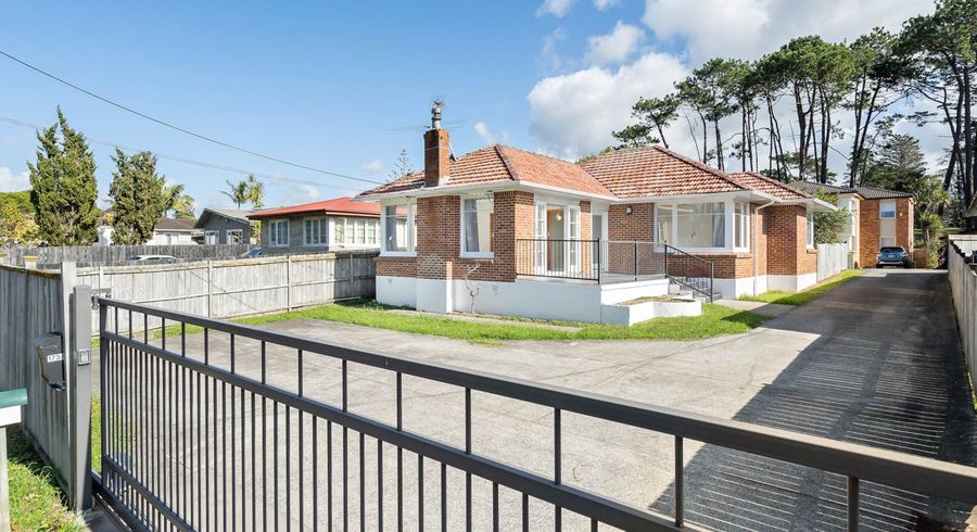  at 173 Portage Road, New Lynn, Auckland