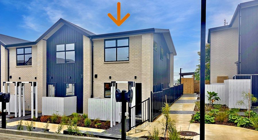  at 1/23 Awaroa Road, Sunnyvale, Waitakere City, Auckland
