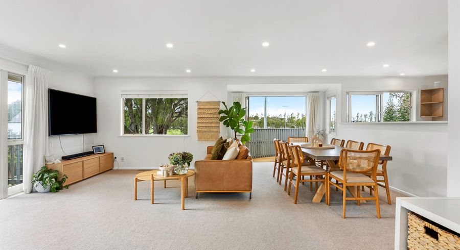  at 1/16 Lyttelton Avenue, Forrest Hill, North Shore City, Auckland