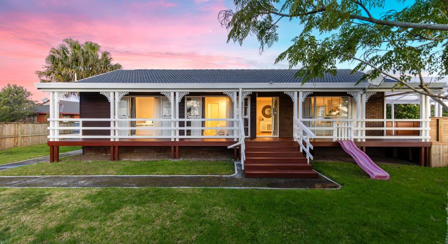  at 12 Nedlands Place, Burswood, Auckland