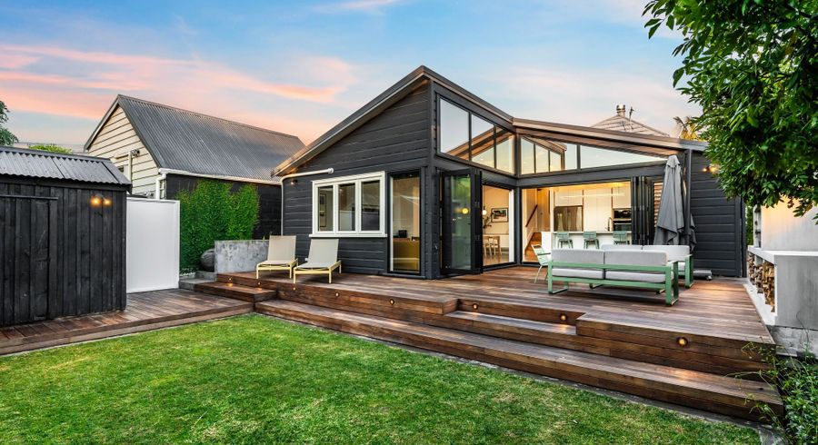  at 21 Leamington Road, Mount Eden, Auckland City, Auckland