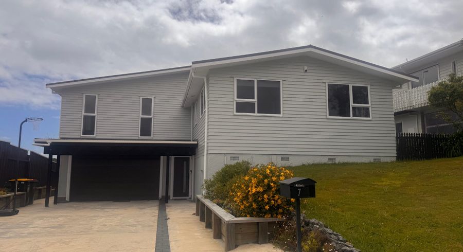  at 7 Wisteria Grove, Maungaraki, Lower Hutt, Wellington