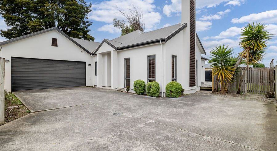  at 14 Stewart Crescent, Hokowhitu, Palmerston North, Manawatu / Whanganui